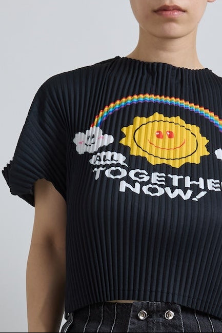 Graphic Pleats T-shirt