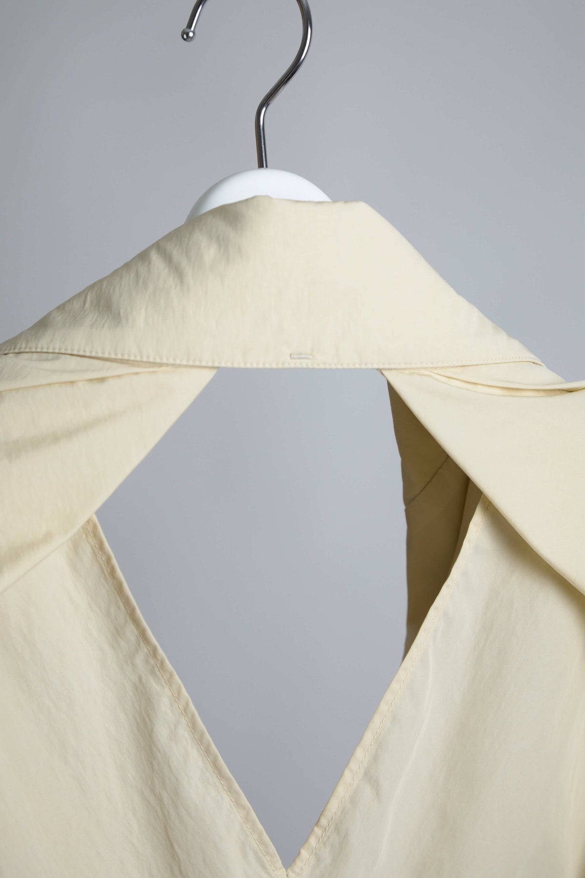 "Observer" Nylon Sleeveless Jacket