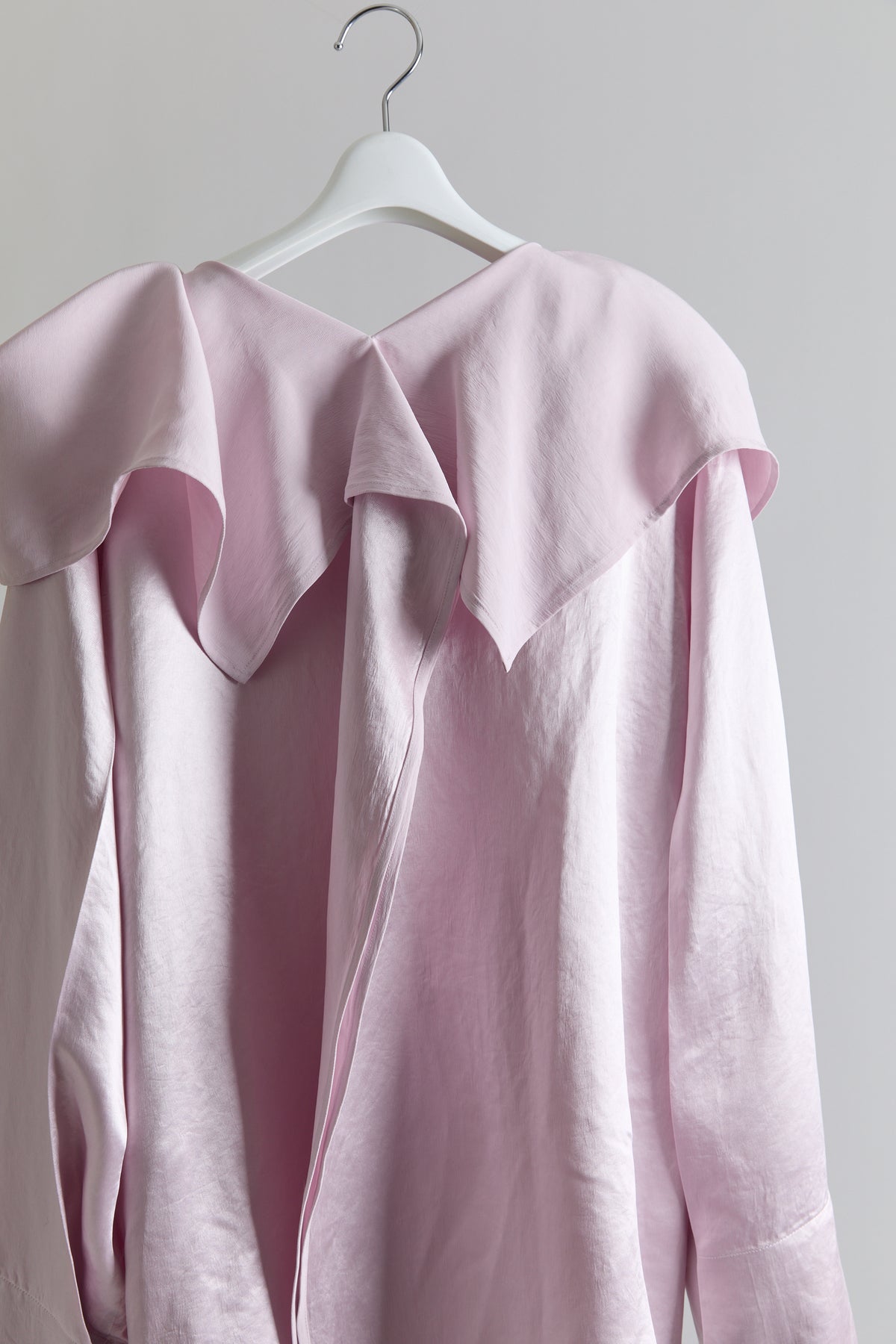 Unfixed Collar Shirt (Satin)