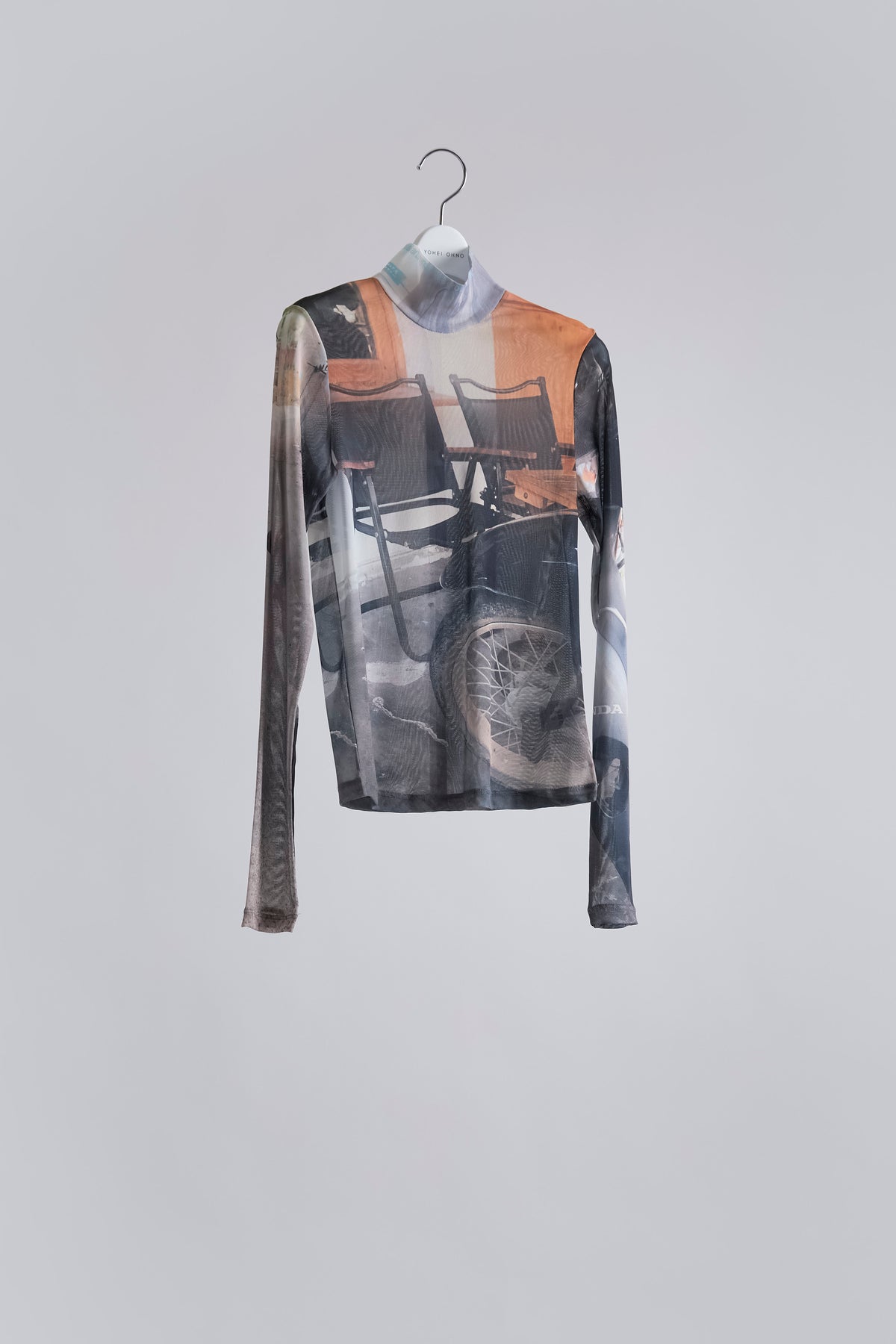 Graphic Mesh Top A (SPRING2025)