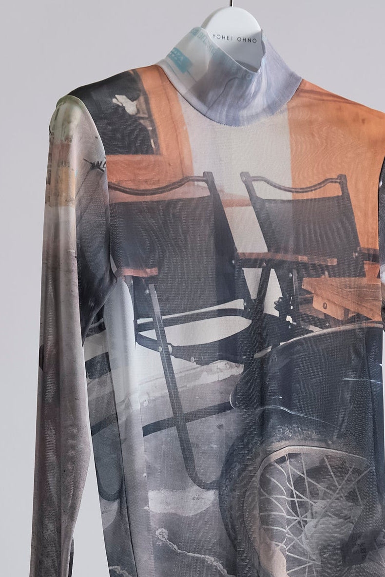 Graphic Mesh Top A (SPRING2025)