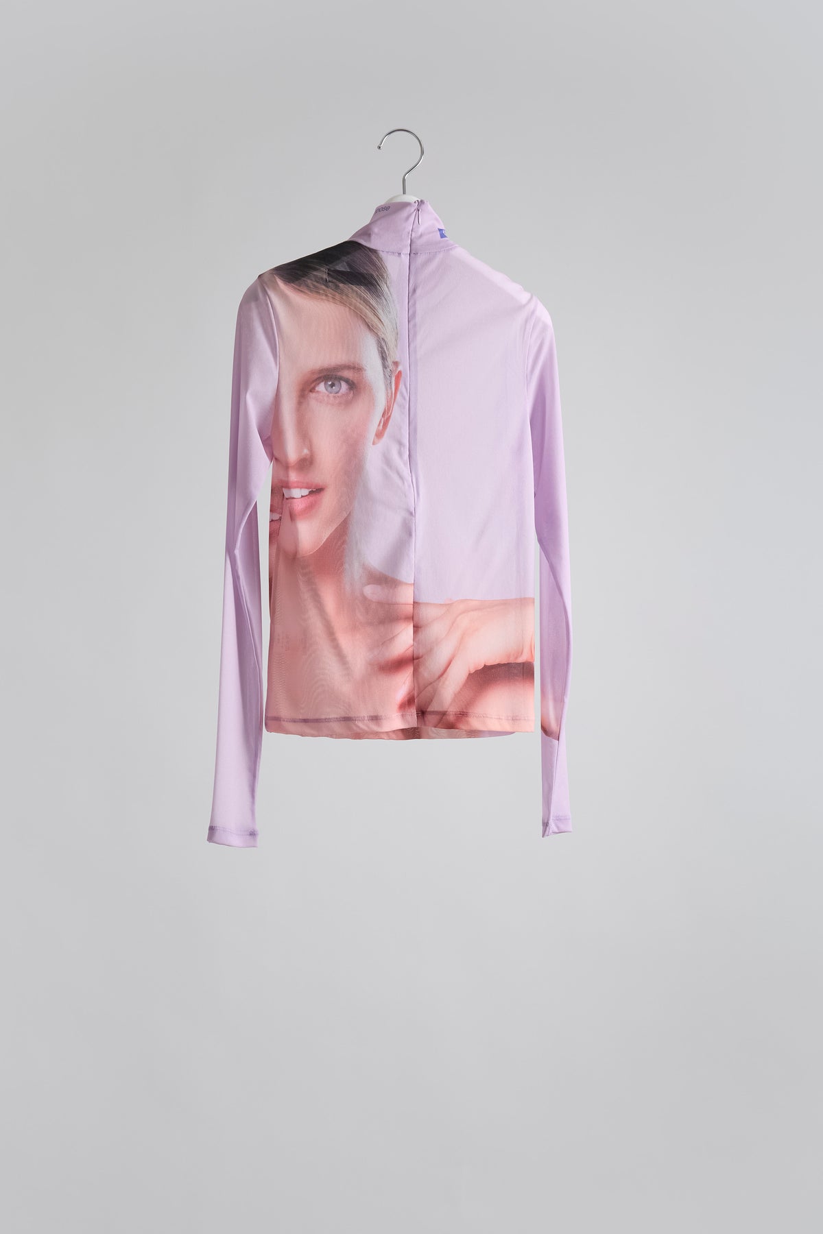 Graphic Mesh Top A (SPRING2025)