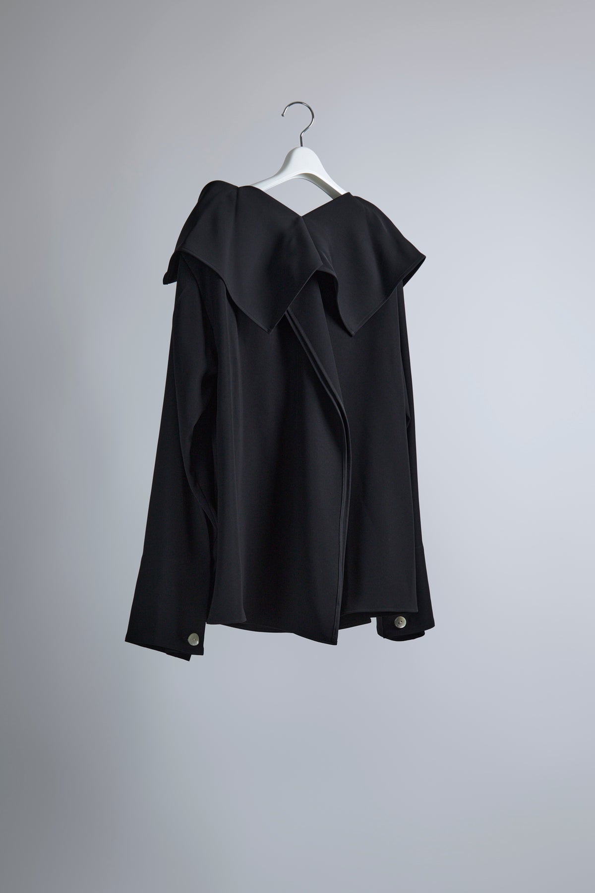 Unfixed Collar Shirt (black)