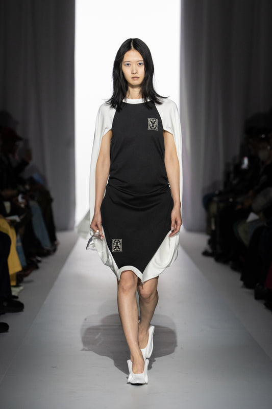 Upside-down Raglan T-dress